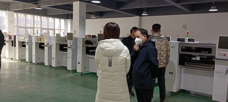 年末交付高峰：华维国创贴片机发货与安装同步推进