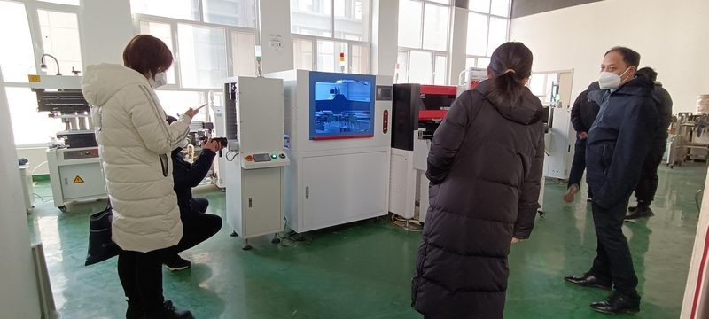 交付旺季现场：华维国创安装调试团队在一线